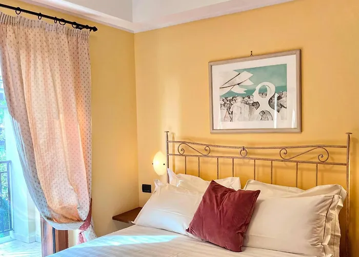 Base Near Marco Simone Golf Course Vakantiehuis *